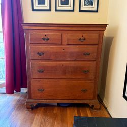 Antique Handmade Solid Pine Chest of Drawers / Dresser