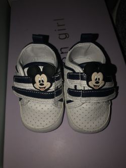 Baby Clothes / Shoes 