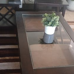 Center Table With Ottoman Benches