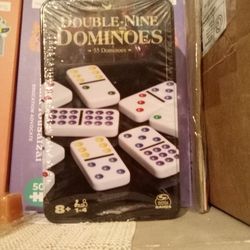 Double -nine Domino's 