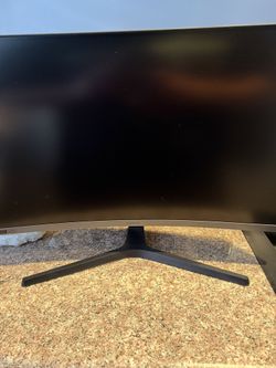 27” Samsung Curved Monitor