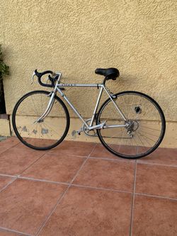 Vitus 979 Bicycle Small Frame Road Bike