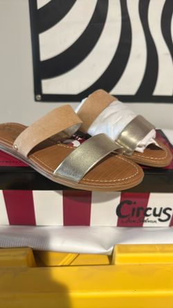 Women’s Sandals 