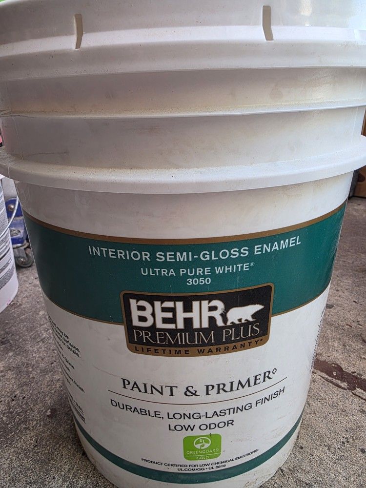 PURE WHITE PAINT BUCKET 225 0B0
