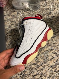 Jordan Pro Strong, White Red Black, 1Y Unisex Kids Sneaker