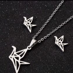Hypoallergenic 3-PCs Gold-Plated Stainless Steel Necklace & Earrings Set 