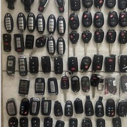 Kia new key fob Toyota key fob Hyundai key fob Mini Cooper key fob Nissan key fob Bentley new key fob Ford key fob Chevrolet key fob Bmw key fob 