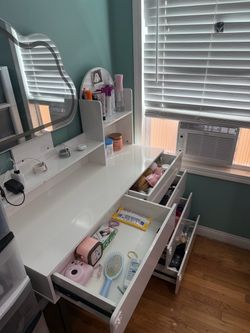 Makeup Desk