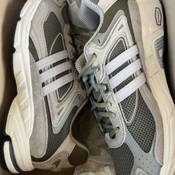 Adidas Silver Pebbles 