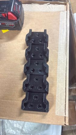 5 Milwaukee M18 battery holders