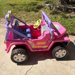 Retro Barbie Jeep
