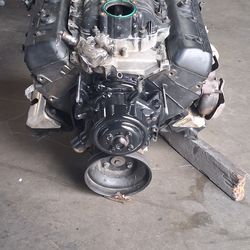 Engine for a 2008-2014 Express 1500