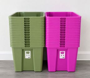 Storage totes
