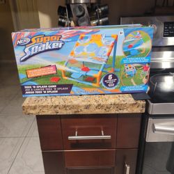 Nerf Super Soaker Toss -n- Splash Game