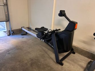 Aviron strong rower