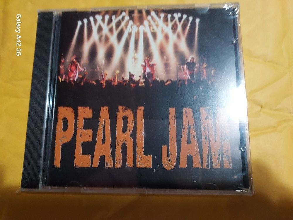 PEARL JAM CD IN CONCERT LIVE