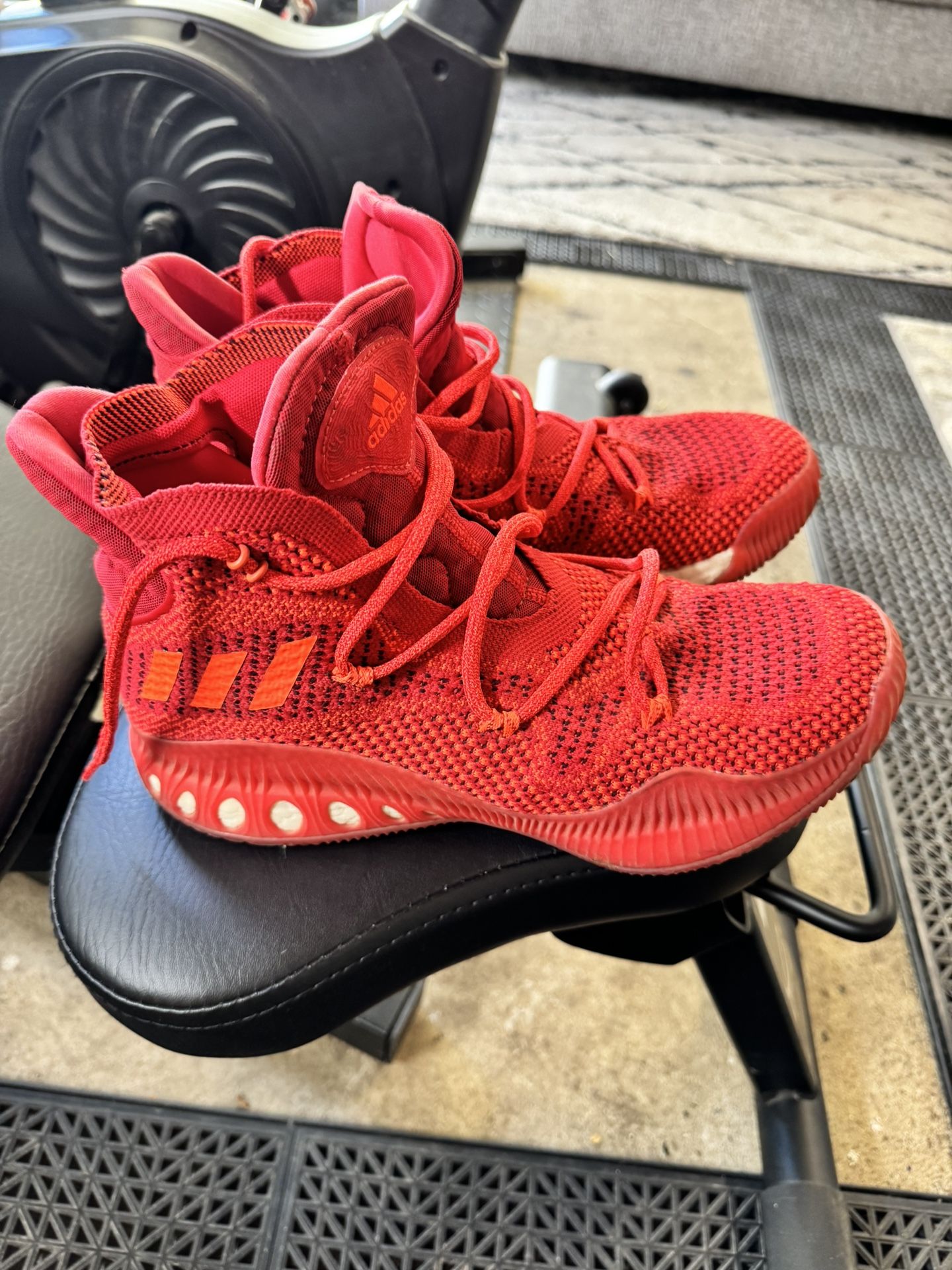Adidas Size 9.5.
