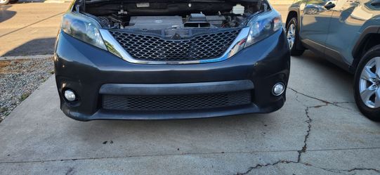 2013 Sienna headlight