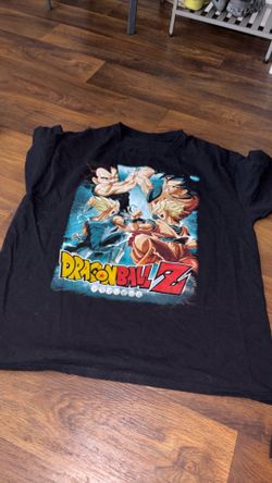 Largee tees