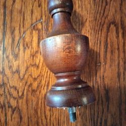 One Wooden Finial/ Furniture Topper 5" × 2-1/2"SALVAGED.
Normal wear MAY be seen. Scratches,nick's and dents MAY be seen. Cleaning MAY be needed in so