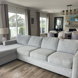 Sectional Sofa With Lounge 