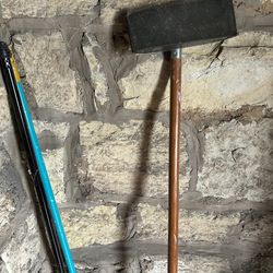 Wooden pole drywall sander