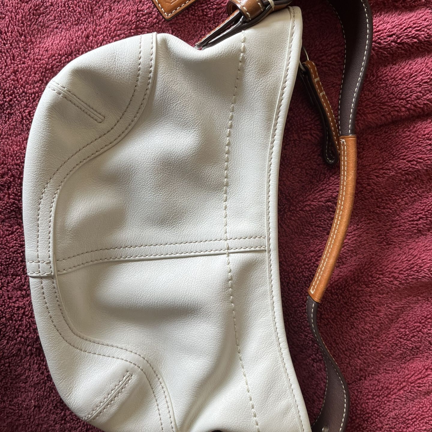 Coach Soho White Leather Hobo Bag L051–9541 for Sale in Chicago 