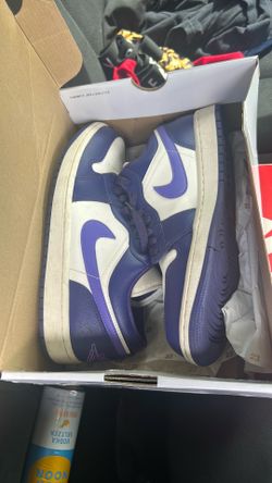 Air Jordan 1 low purple size 10.5
