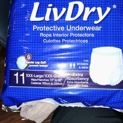 UNDERWEAR/ PULLED UP 