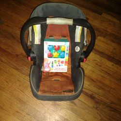 Used Graco Car Seat With New Learning Stacking Blocks