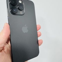 Unlocked iPhone 14 Pro Max  - Desbloqueado