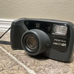 Pentax zoom WR90 35mm film camera