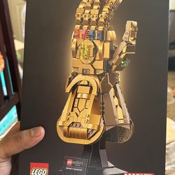 Lego Infinity Gauntlet