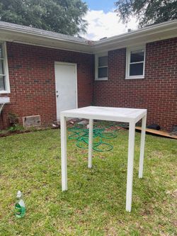 White POLYWOOD Tables