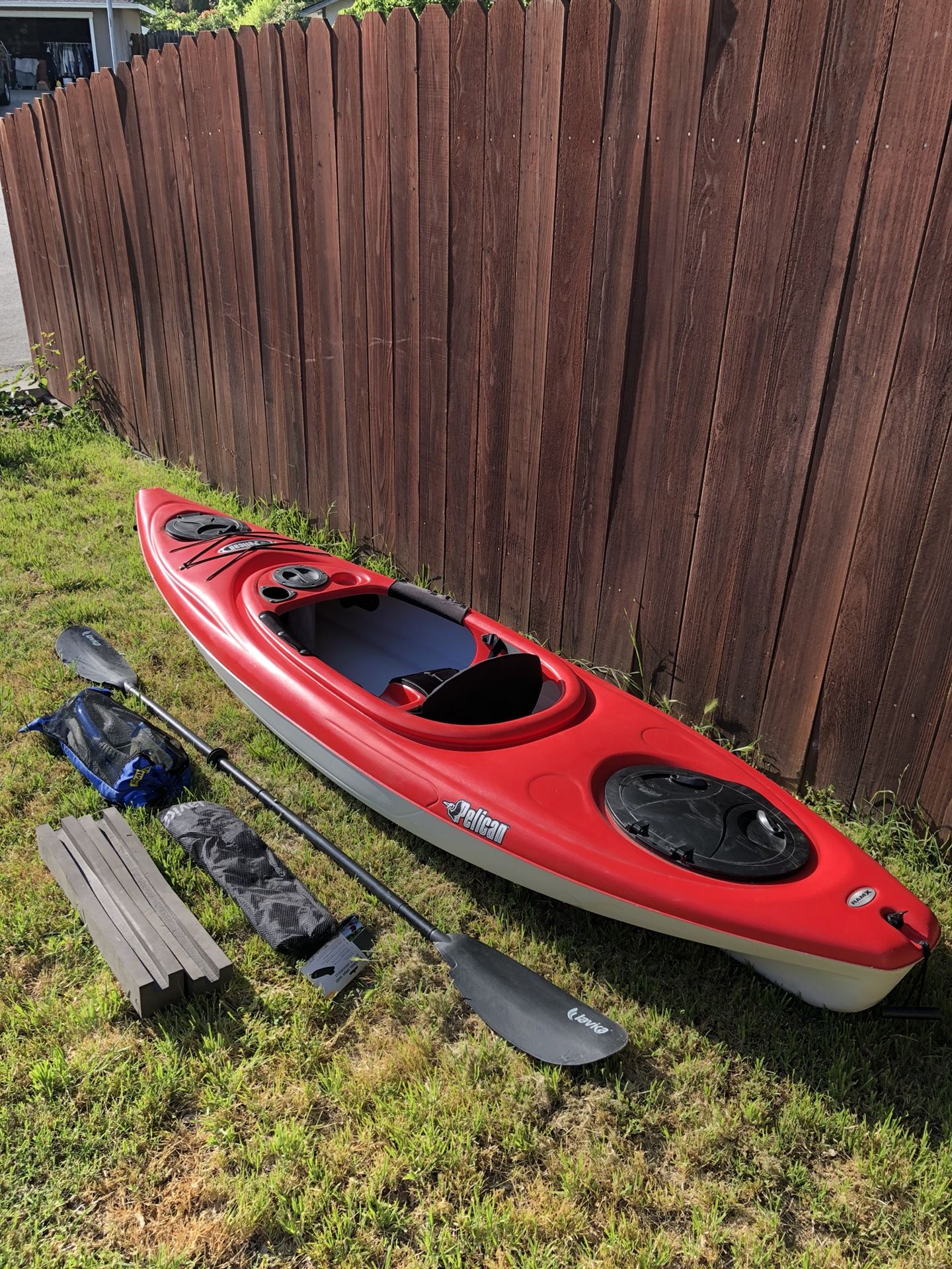 Pelican Quest 100 Ram-X premium kayak with Extras