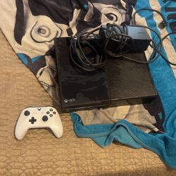 Used Xbox One And Controller