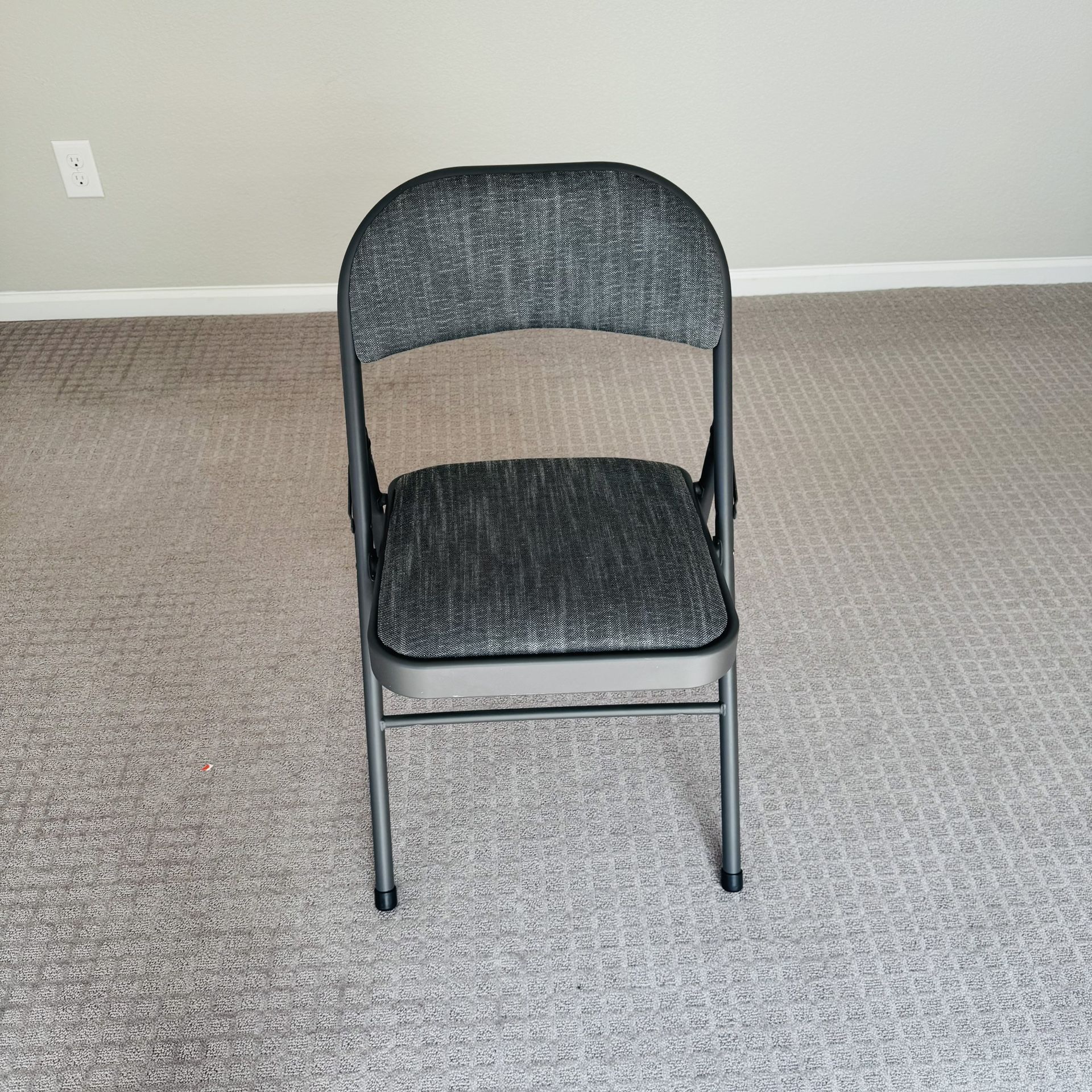 Used - MaxChief Folding Padded Chair -Excellent Condition Like New !