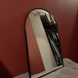 Gorgeous Arch Mirror