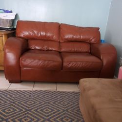‼️Love seat (2)‼️