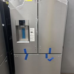 New! Frigidaire Professional 22.6 Cu Ft French Door Refrigerator 