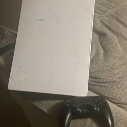 PS five slim with controller power cord works perfectly fine no issues