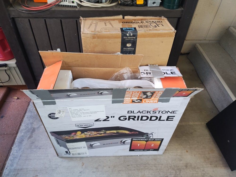 Blackstone 22 In. griddle With Stand
