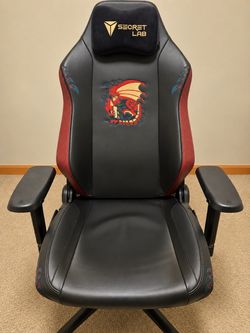 Secretlab  TITAN Evo Gaming Chair - Monster Hunter Rathalos Limited Edition