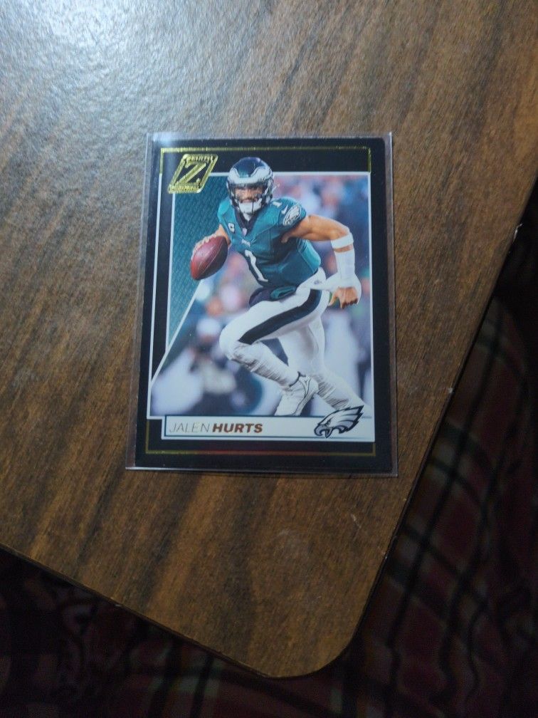 JALEN HURTS FOOTBALL CARD.