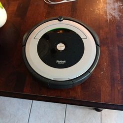 I Robot Roomba Floor Cleaner Vaccum