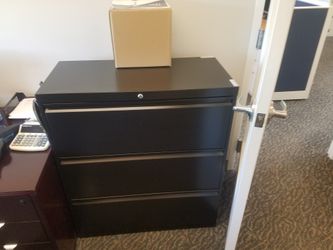 2 file cabinets black