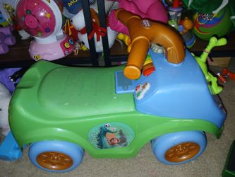 Disney Pixar The Good Dinosaur Arlo and Spot Activity Ride On toy.