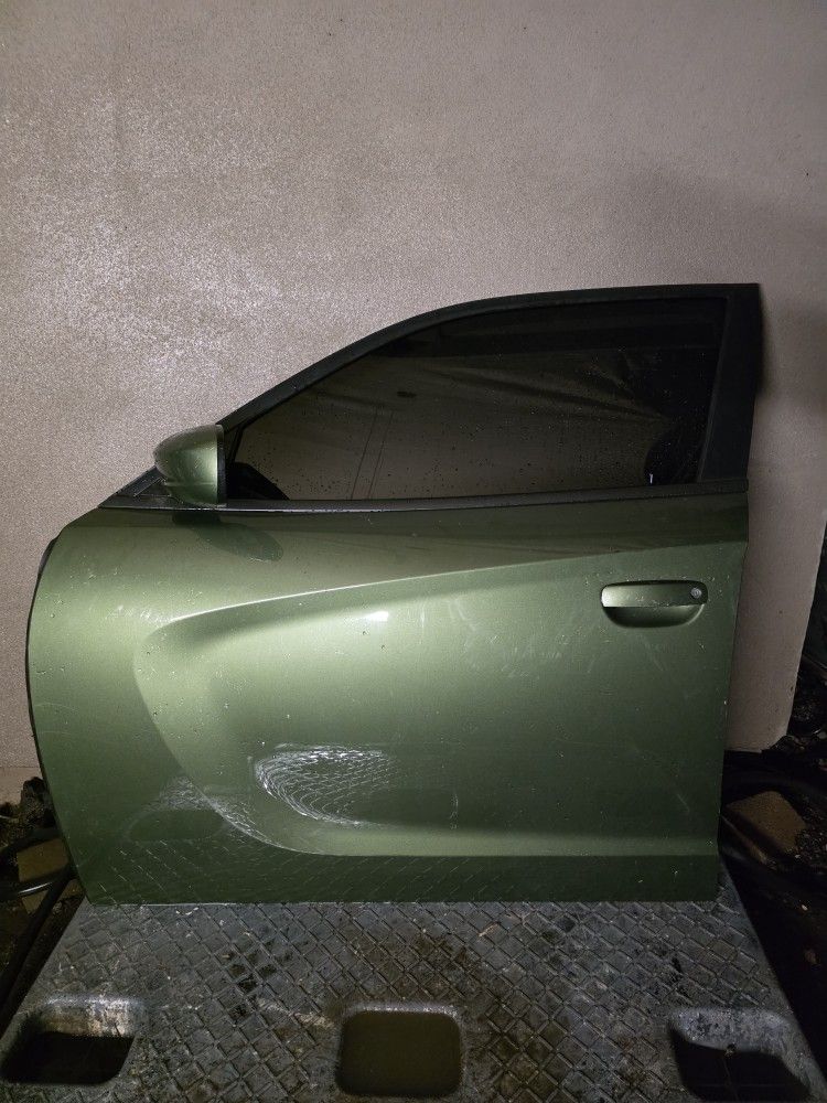 2015-2023 Dodger Charger RT,SXT,SRT,SE Front Left Door Assembly OEM