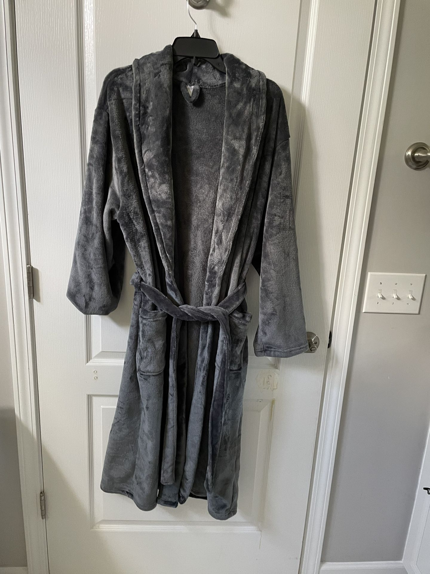 Men’s Velour Robe