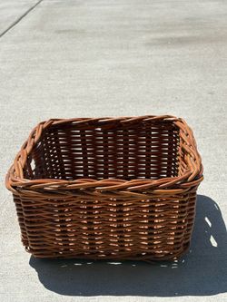 Pottery Barn Wicker Basket